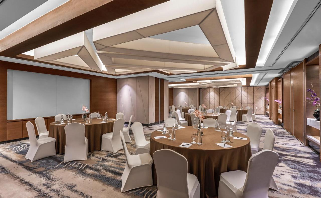 Mangkuluhur Artotel Suites Джакарта Экстерьер фото