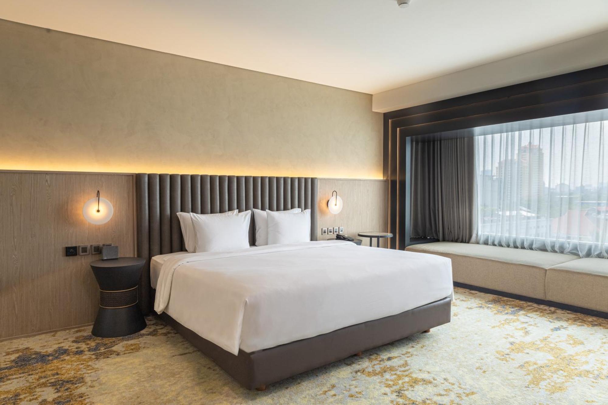 Mangkuluhur Artotel Suites Джакарта Экстерьер фото