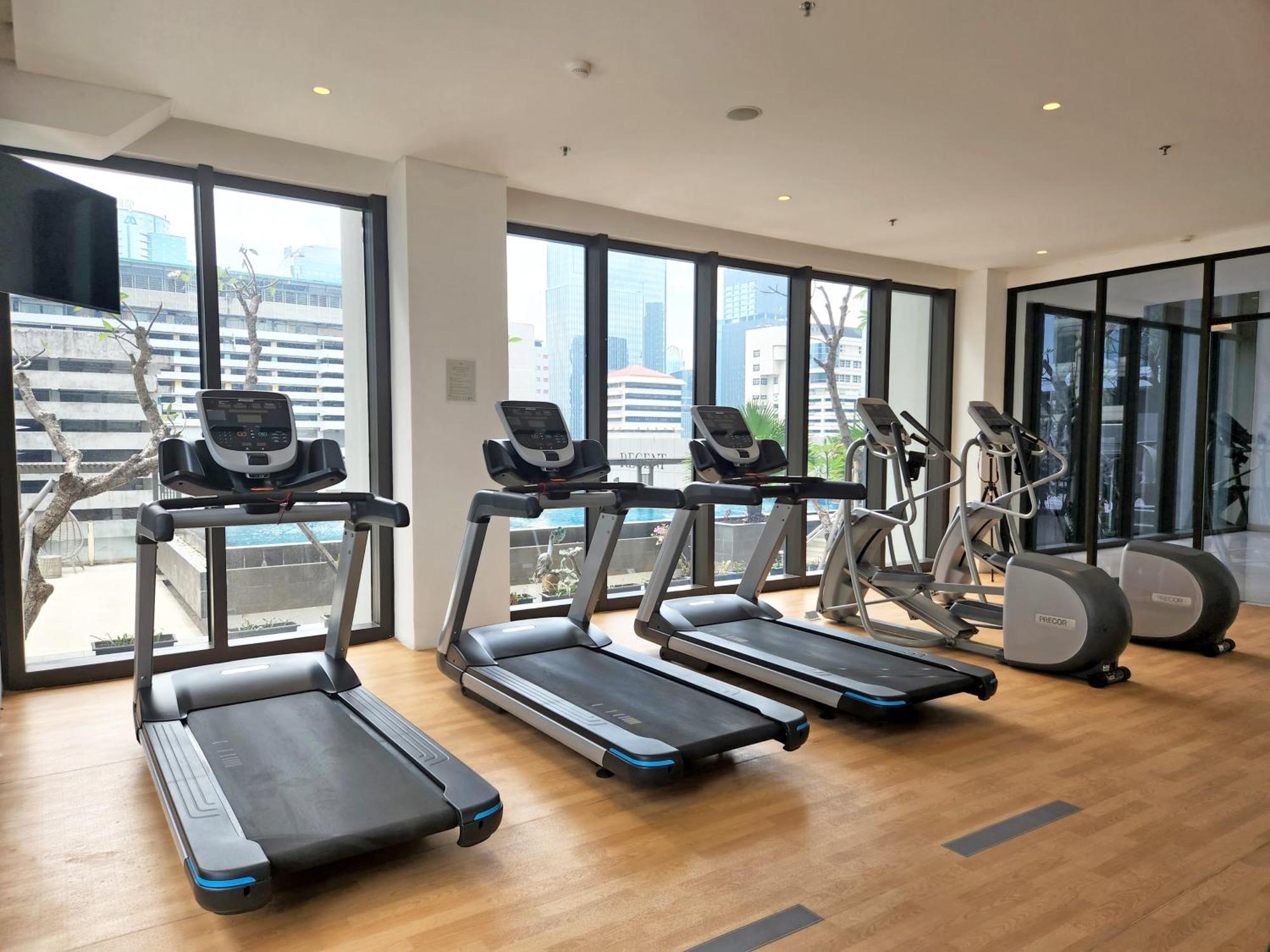 Mangkuluhur Artotel Suites Джакарта Экстерьер фото