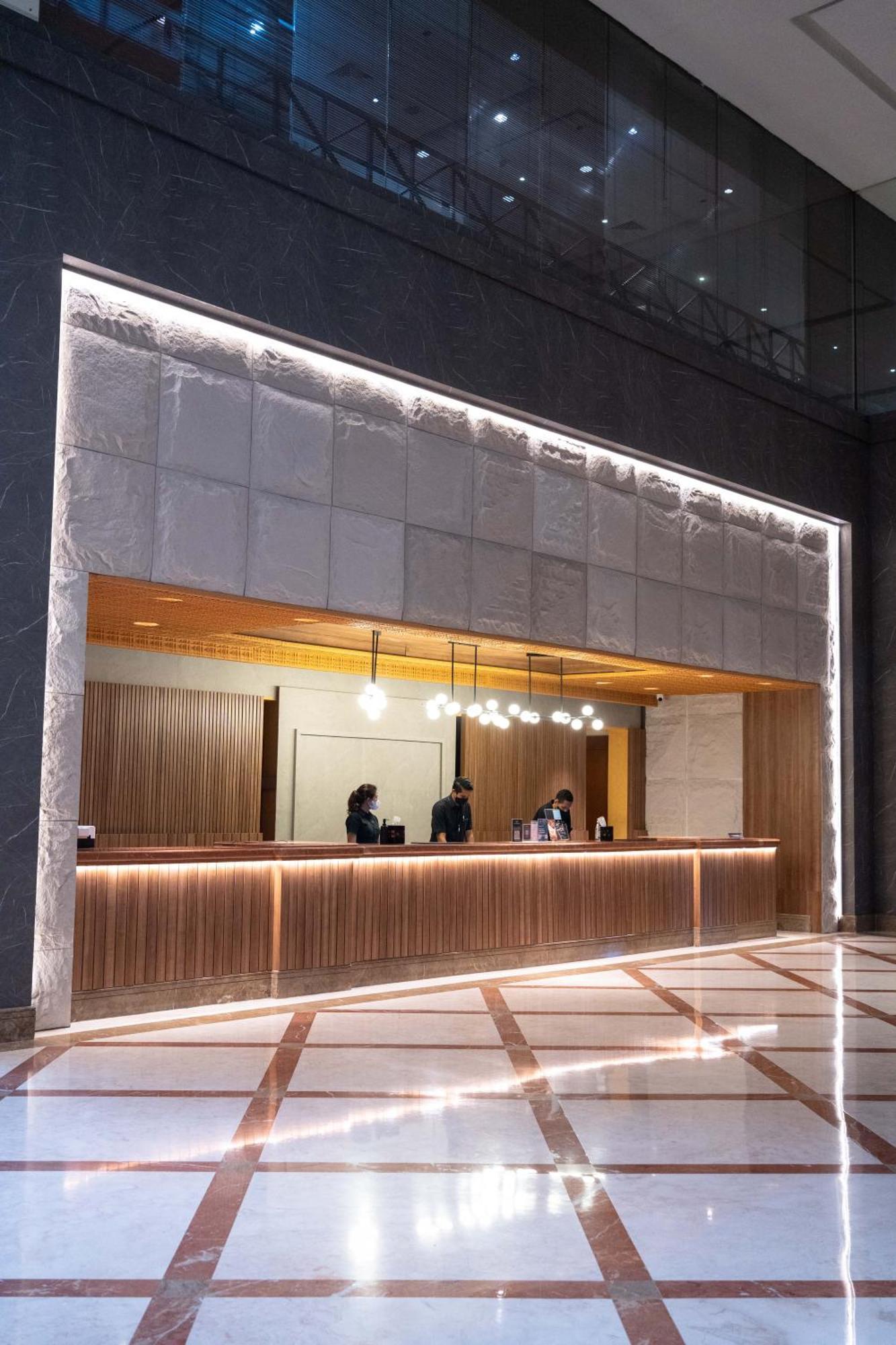 Mangkuluhur Artotel Suites Джакарта Экстерьер фото